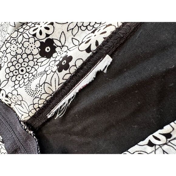 Y2k Black and White Boho Indie Whimsygoth Floral Faux Wrap Skirt size M - Picture 3 of 8